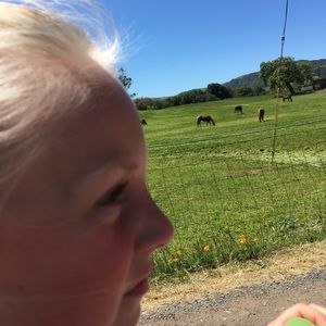 Meet your Posher, Bekky